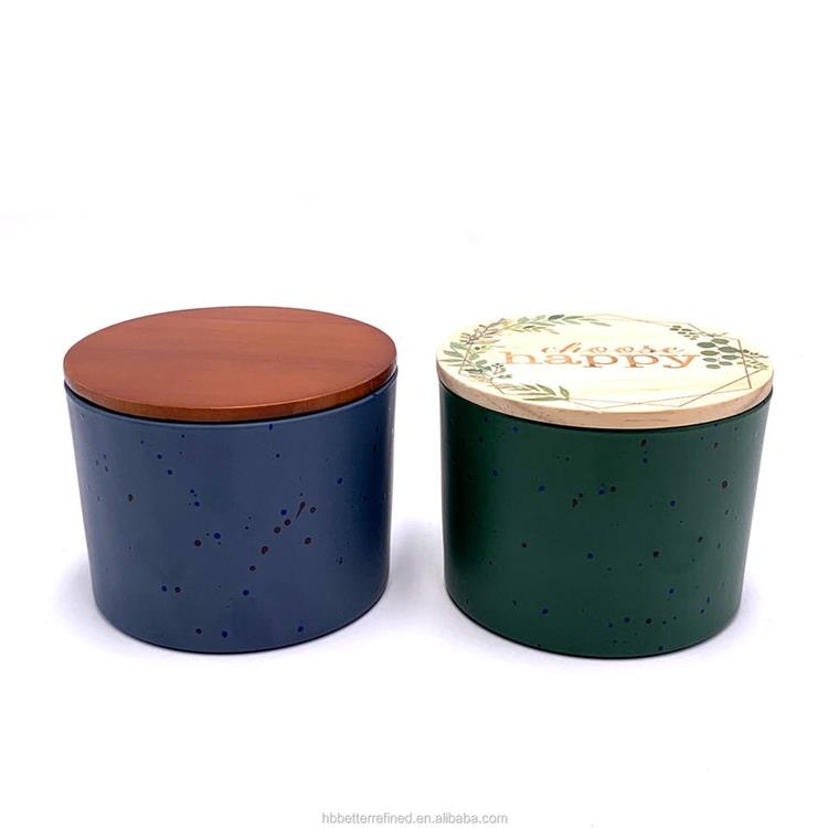 Green wax candle jar with wooden lid metal handle glass wax cup